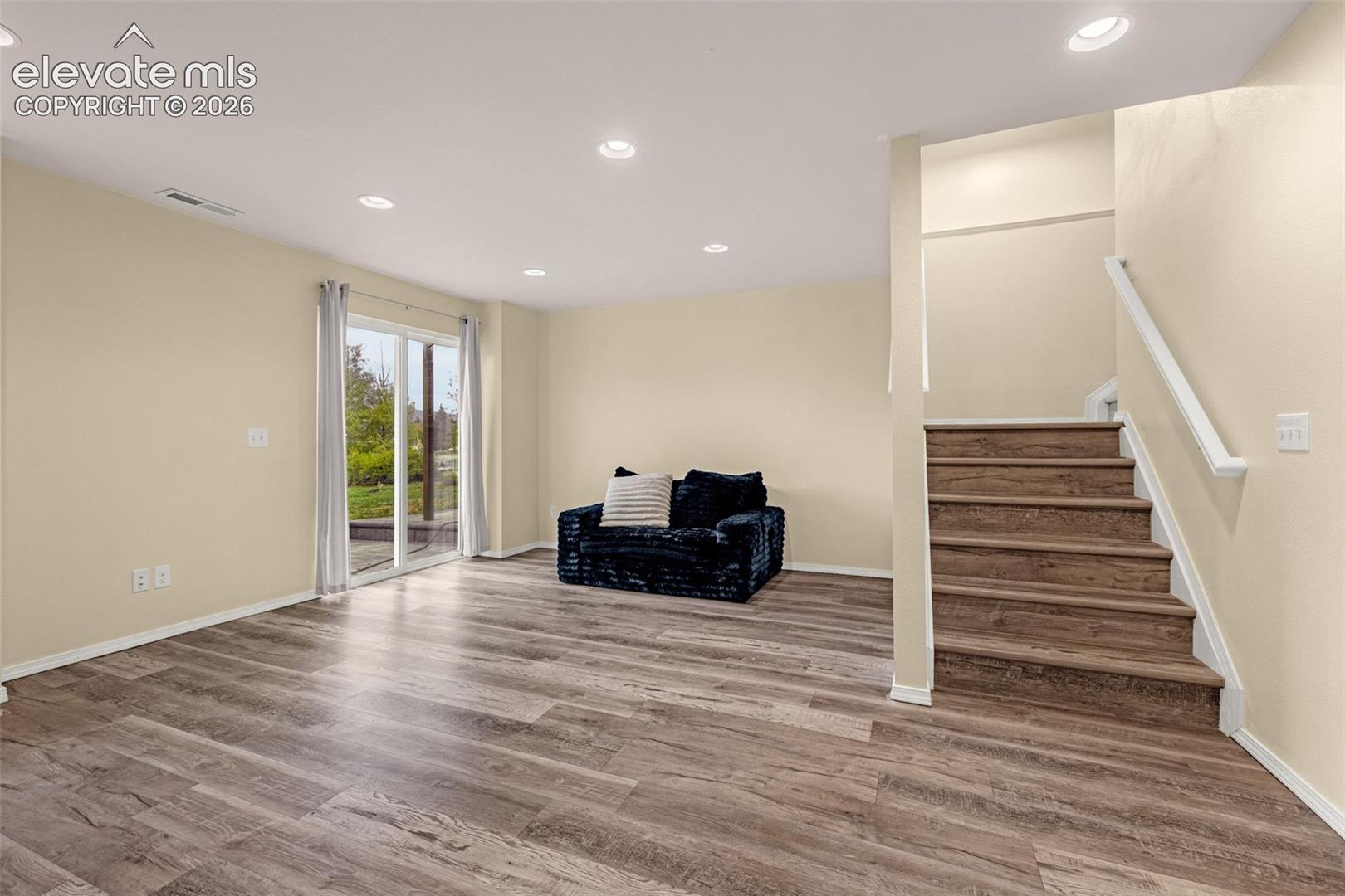 Listing photo 29 for 15628 Dawson Creek Drive