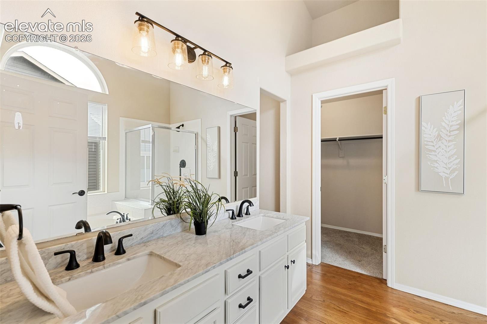 Listing photo 15 for 6689 Showhorse Court