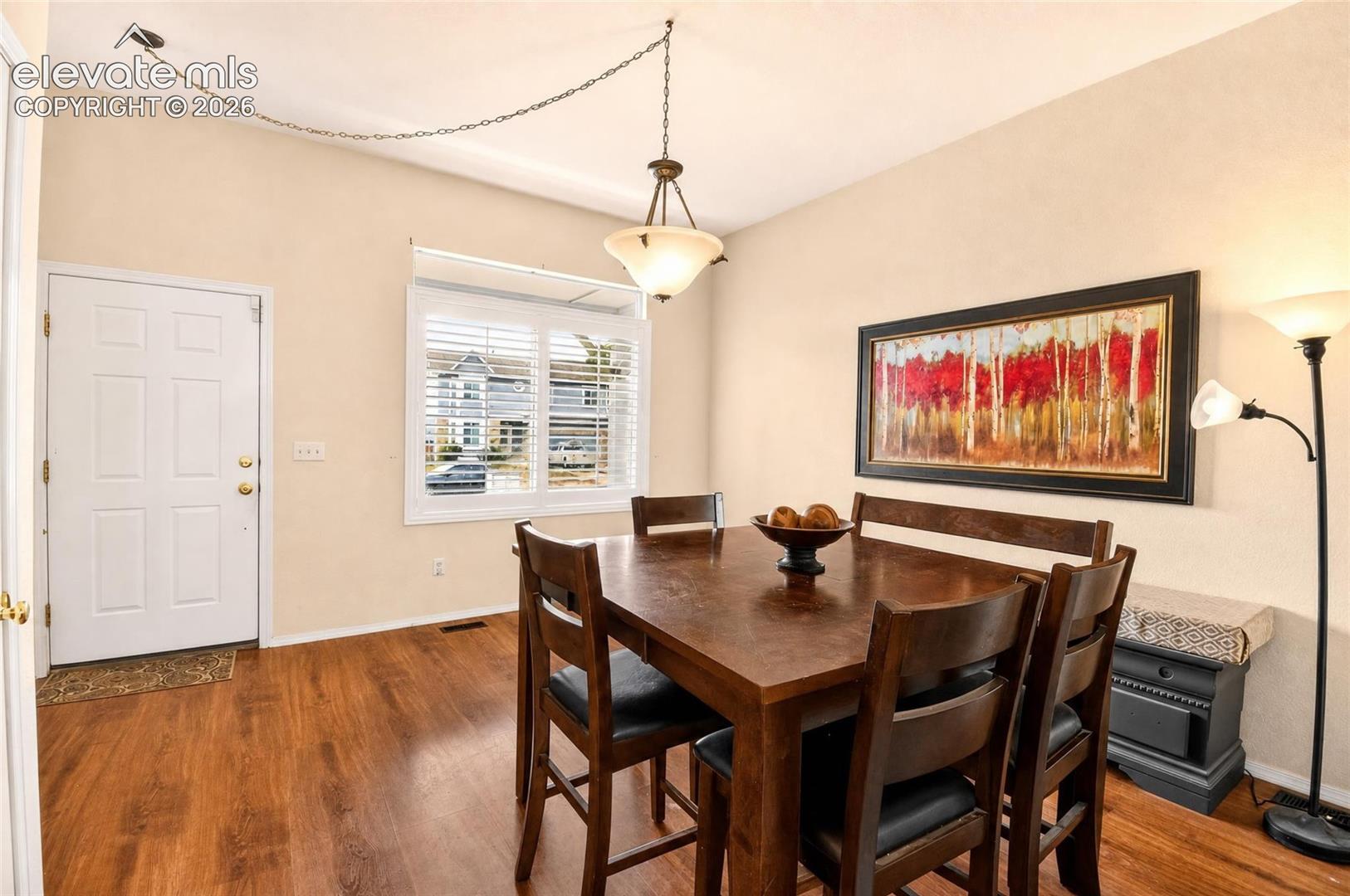 Listing photo 5 for 3347 Heather Glen Drive