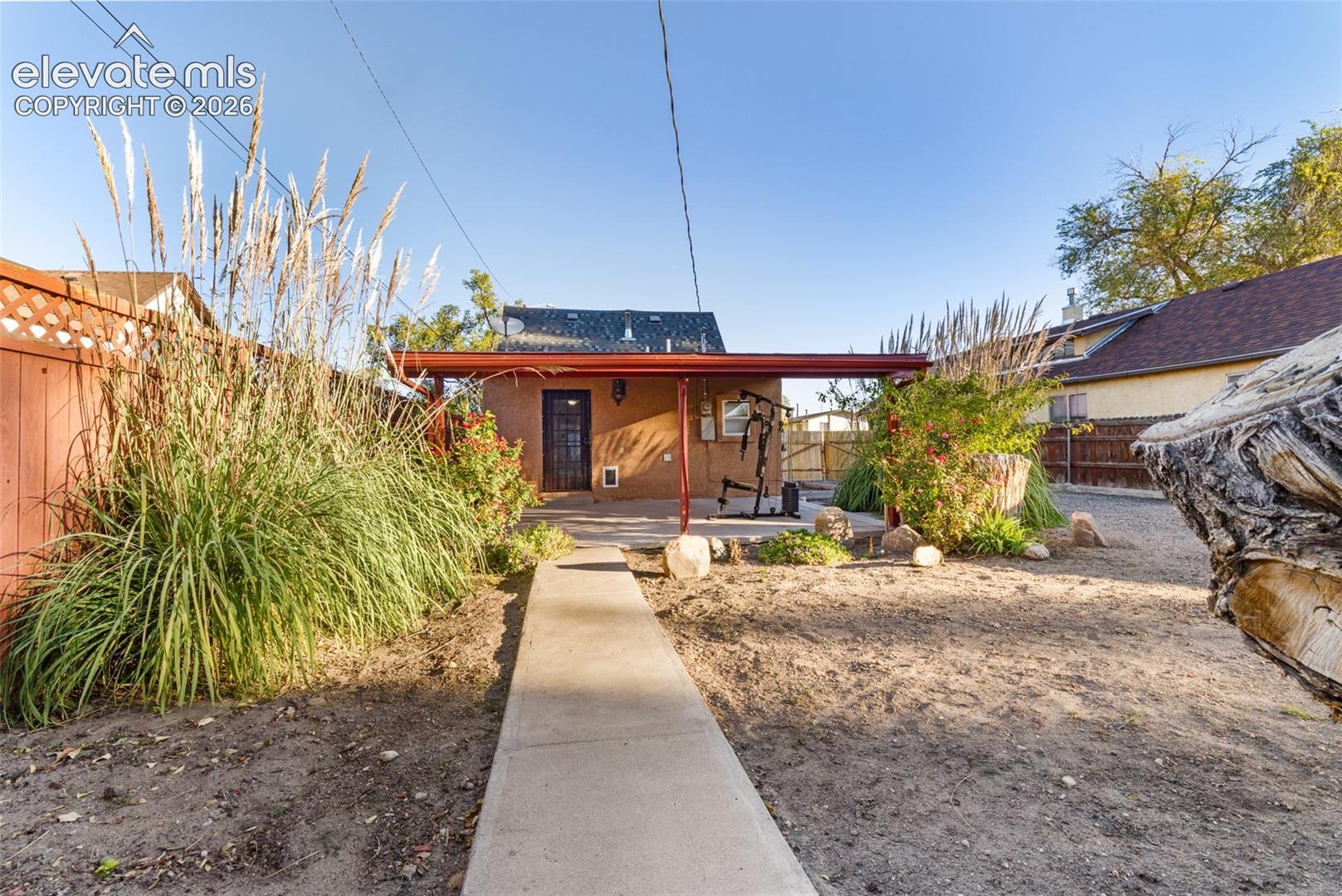 Listing photo 30 for 1118 Arroyo Avenue