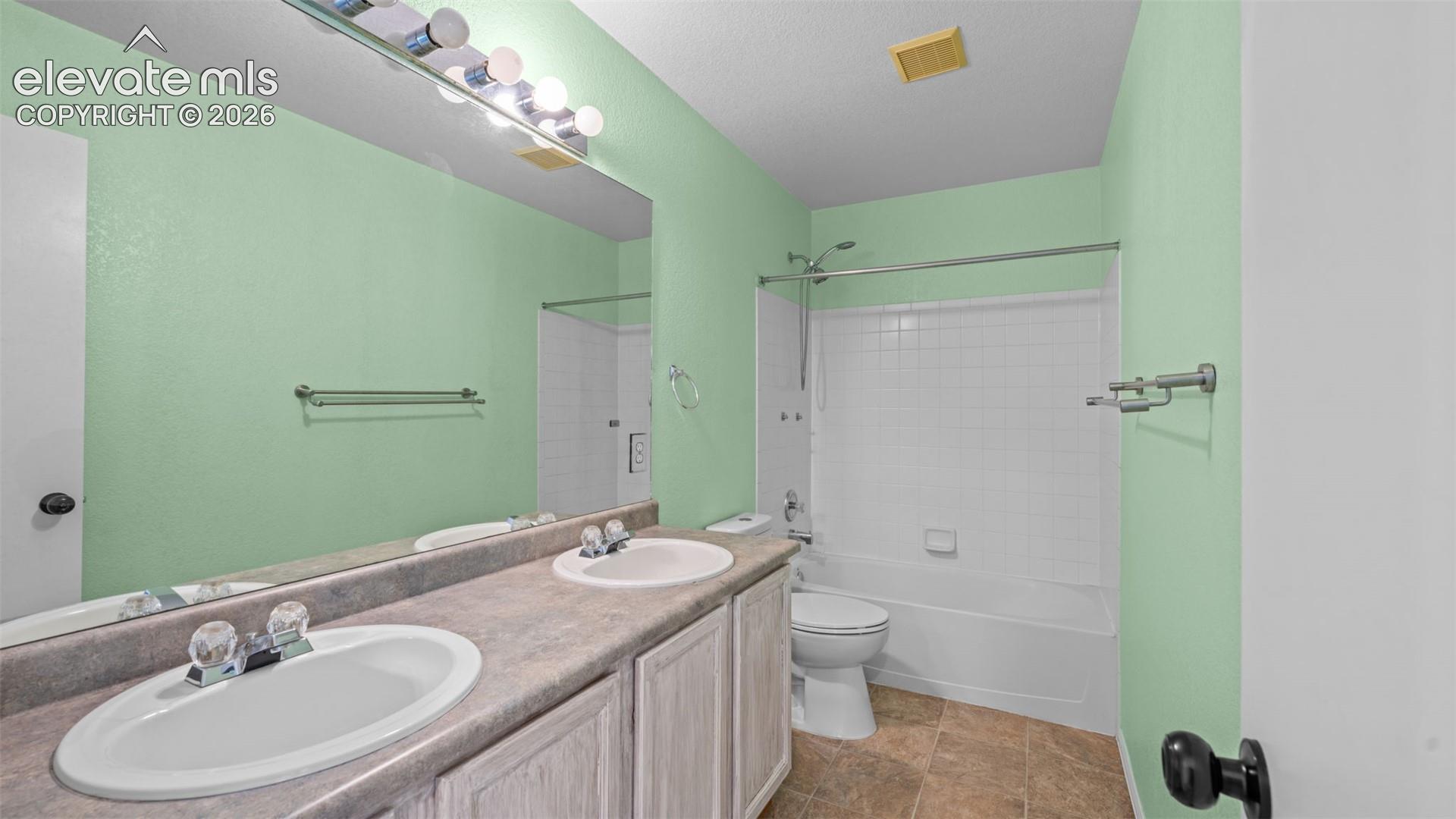 Listing photo 28 for 5216 Arroyo Street