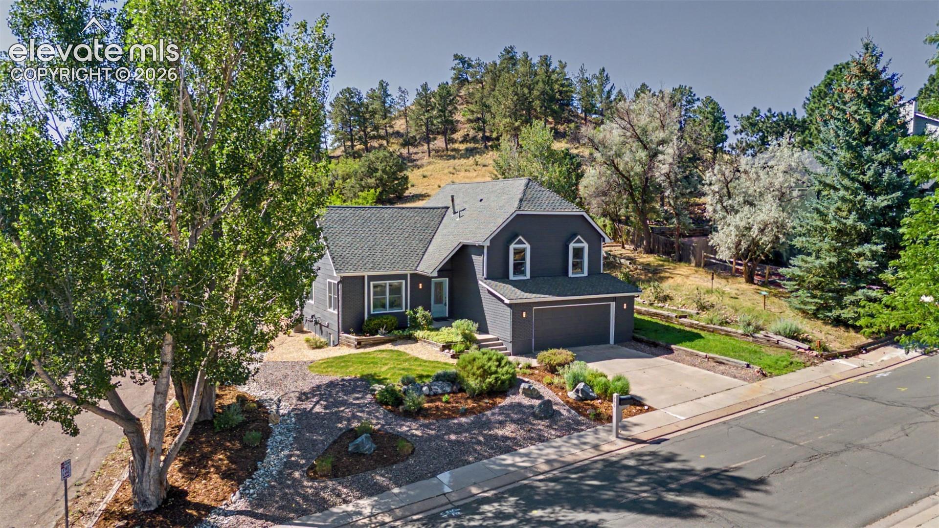 705 Grey Eagle Circle