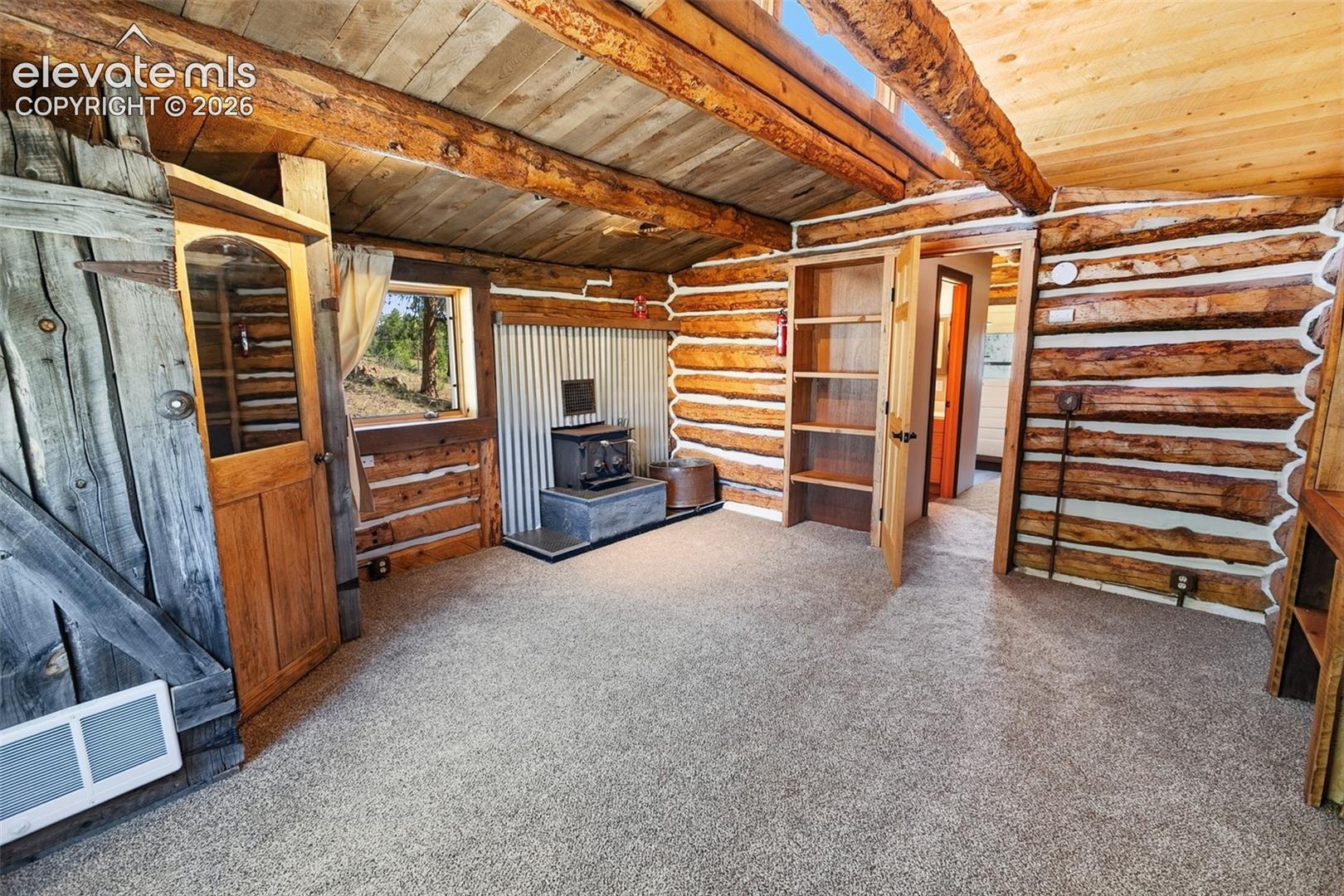 Listing photo 44 for 3303 Trail Creek Road