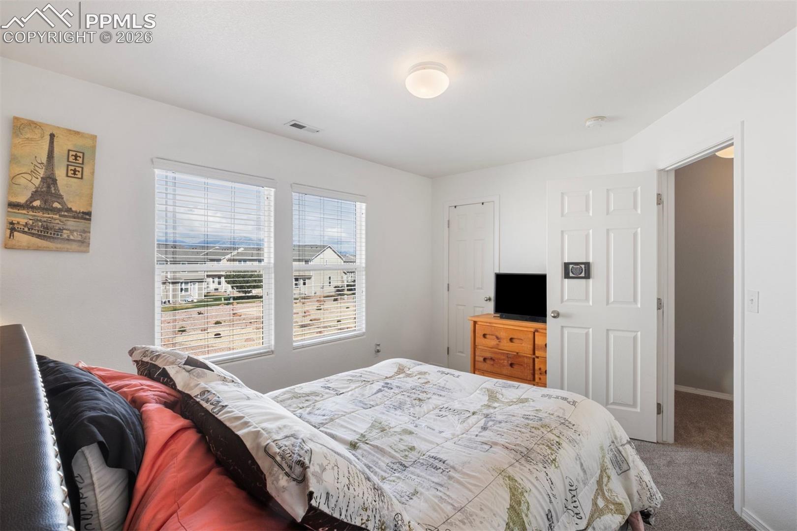 Listing photo 17 for 10580 Wells Point