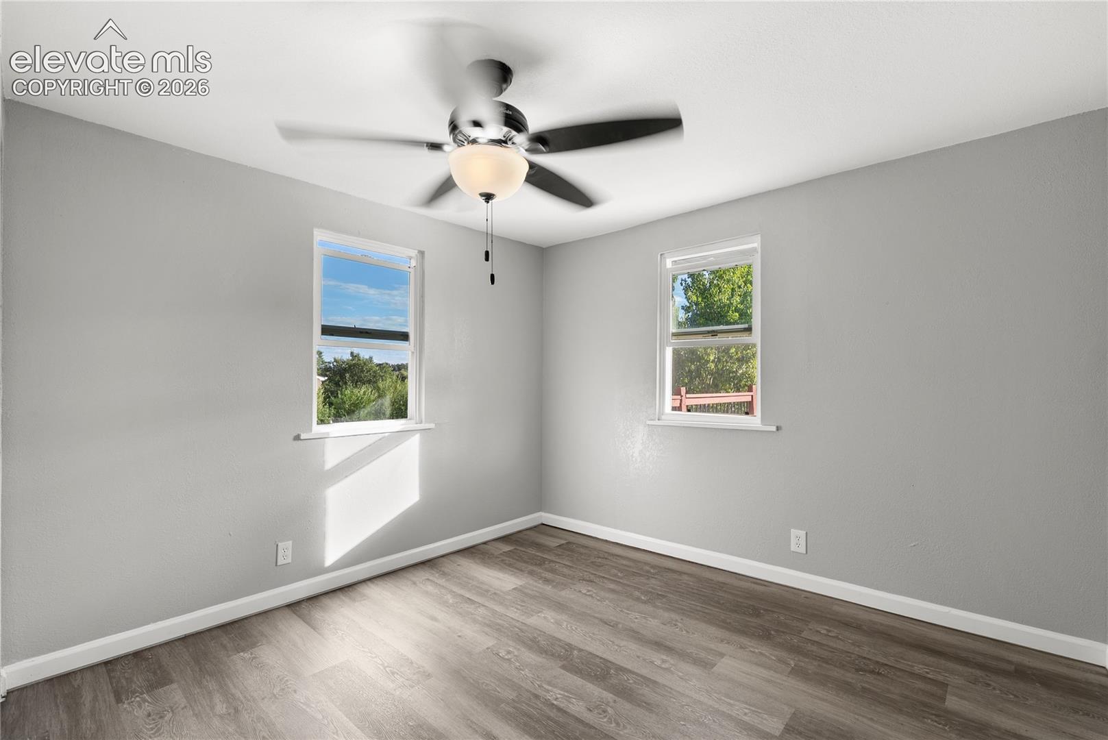 Listing photo 23 for 1606 Navajo Circle