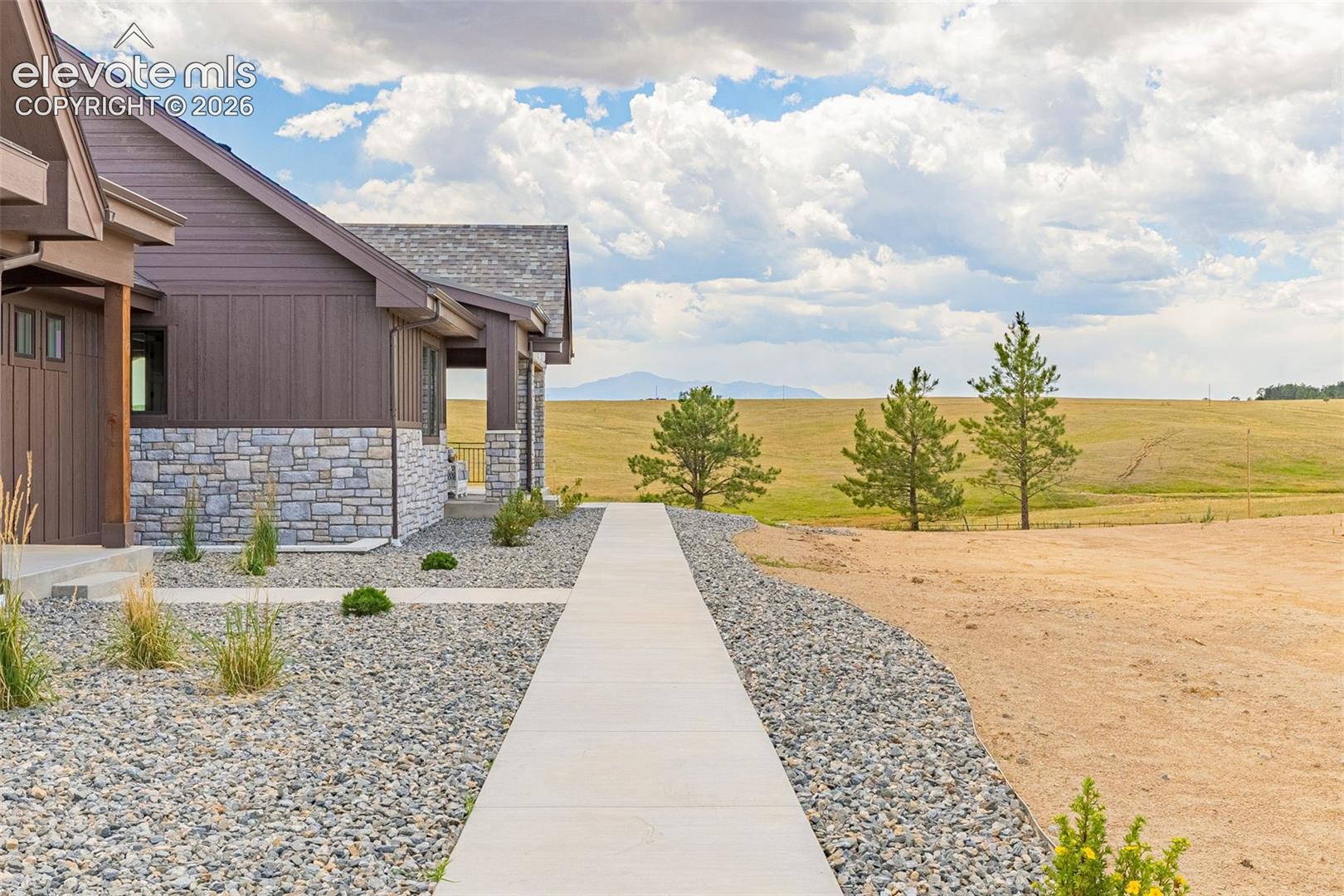 Listing photo 47 for 18575 Brown Road