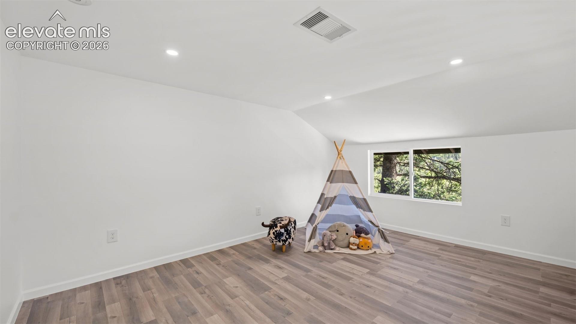 6645 Grant Street, photo 25