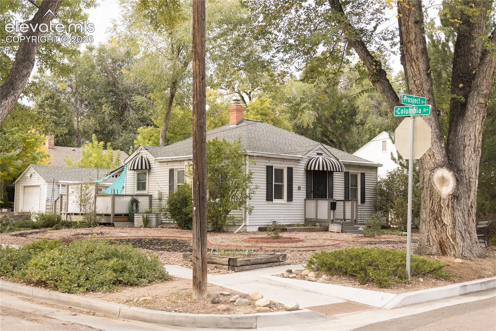 Listing photo 2 for 1404 N Prospect Street