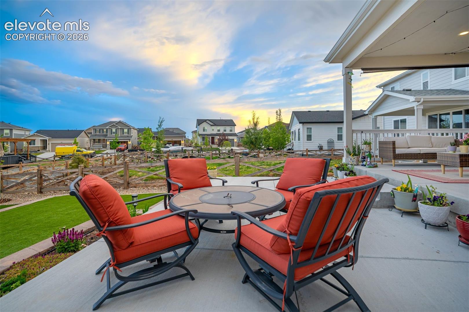 5689 Mammoth Lane, photo 34