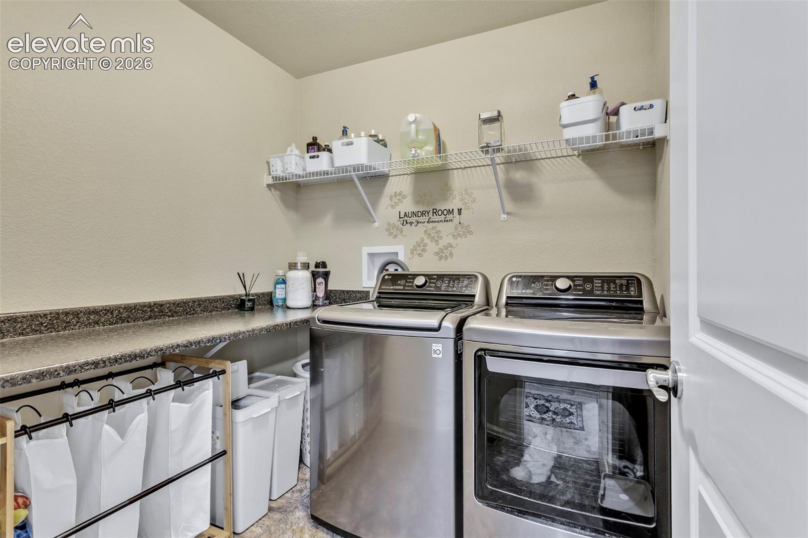 Listing photo 11 for 6266 Dancing Star Way