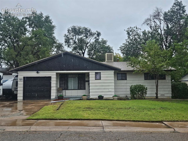 18 Dundee Lane — listing photo