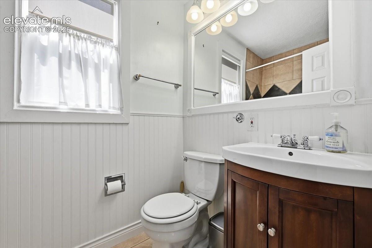 912 Sheridan Avenue, photo 22