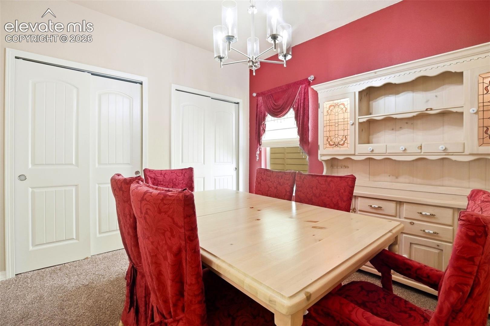 Listing photo 25 for 19524 Lindenmere Drive