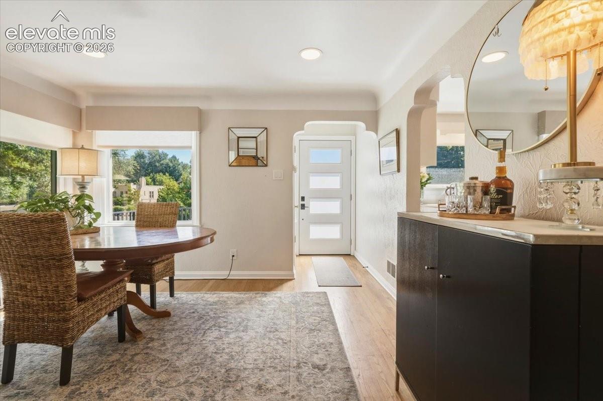 Listing photo 7 for 1510 N El Paso Street