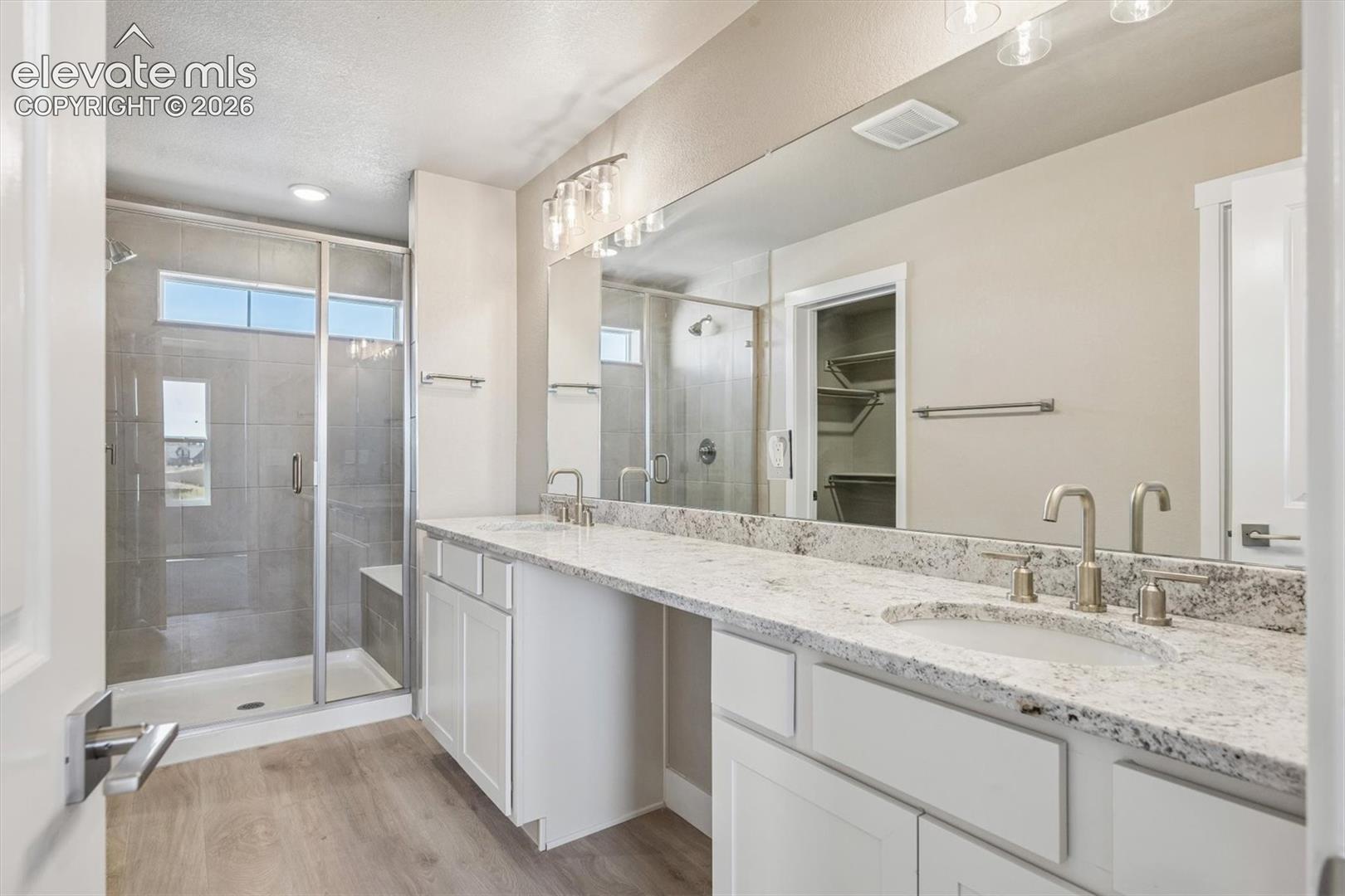 Listing photo 24 for 7907 Grey Bark Way