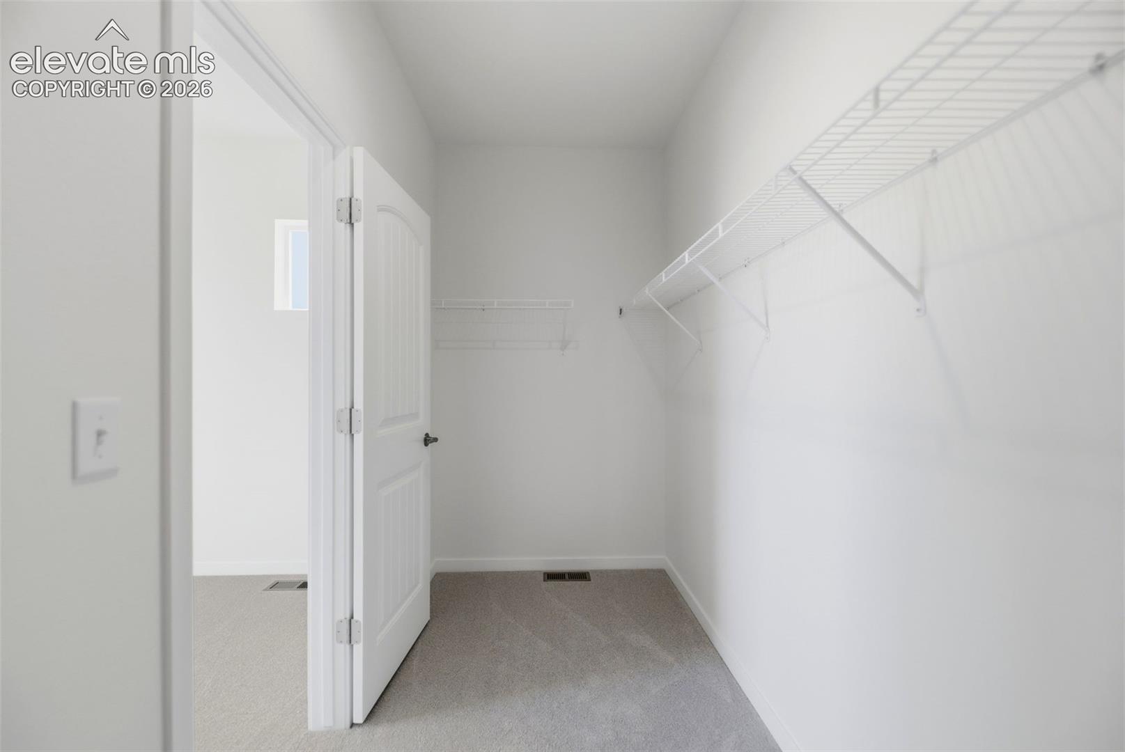 Listing photo 34 for 7968 School House Drive
