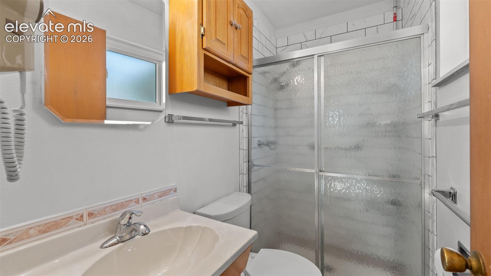 2204 Warwick Lane, photo 15