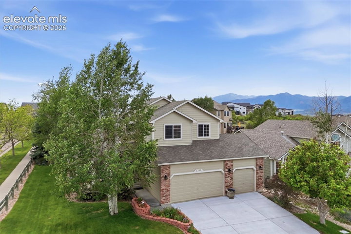 1353 Lookout Springs Drive — listing photo