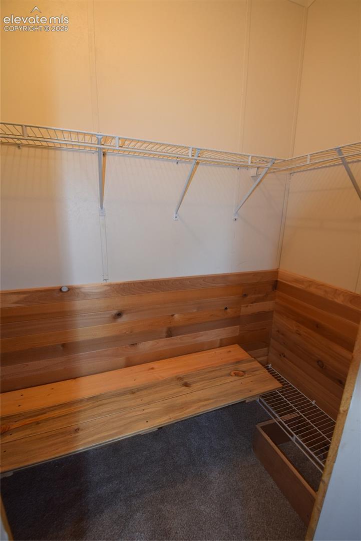 Listing photo 35 for 877 Maid Marian Drive