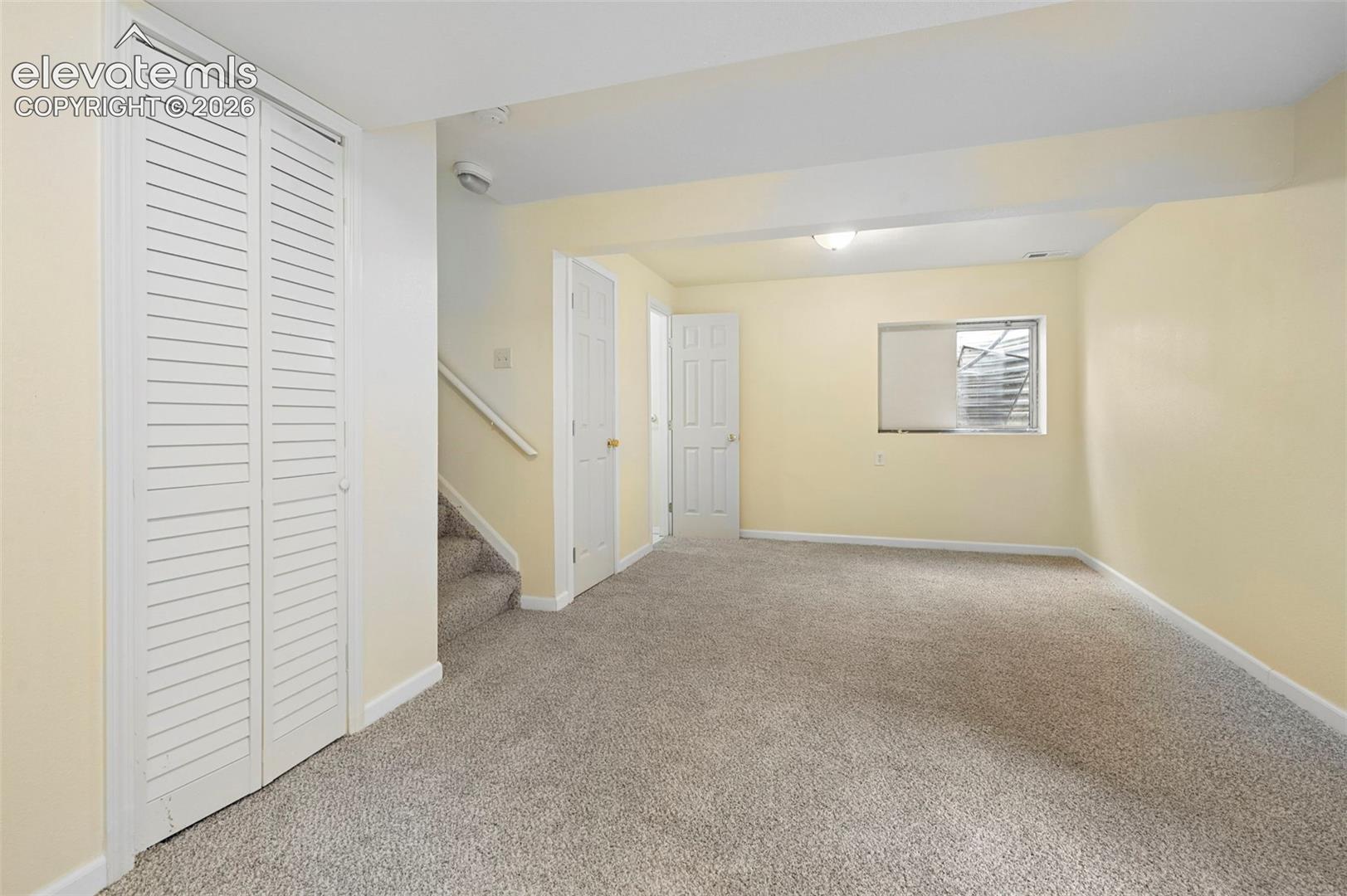 Listing photo 25 for 6382 Zermatt Drive