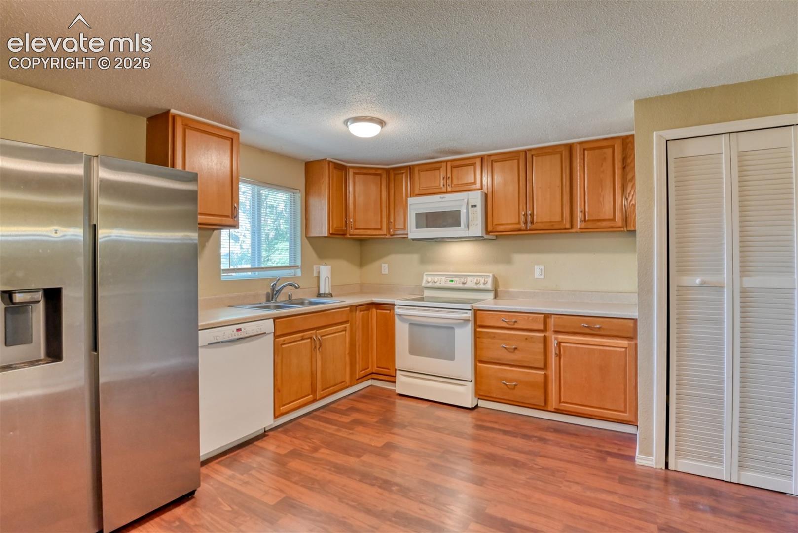 Listing photo 15 for 1810 Bonita Drive