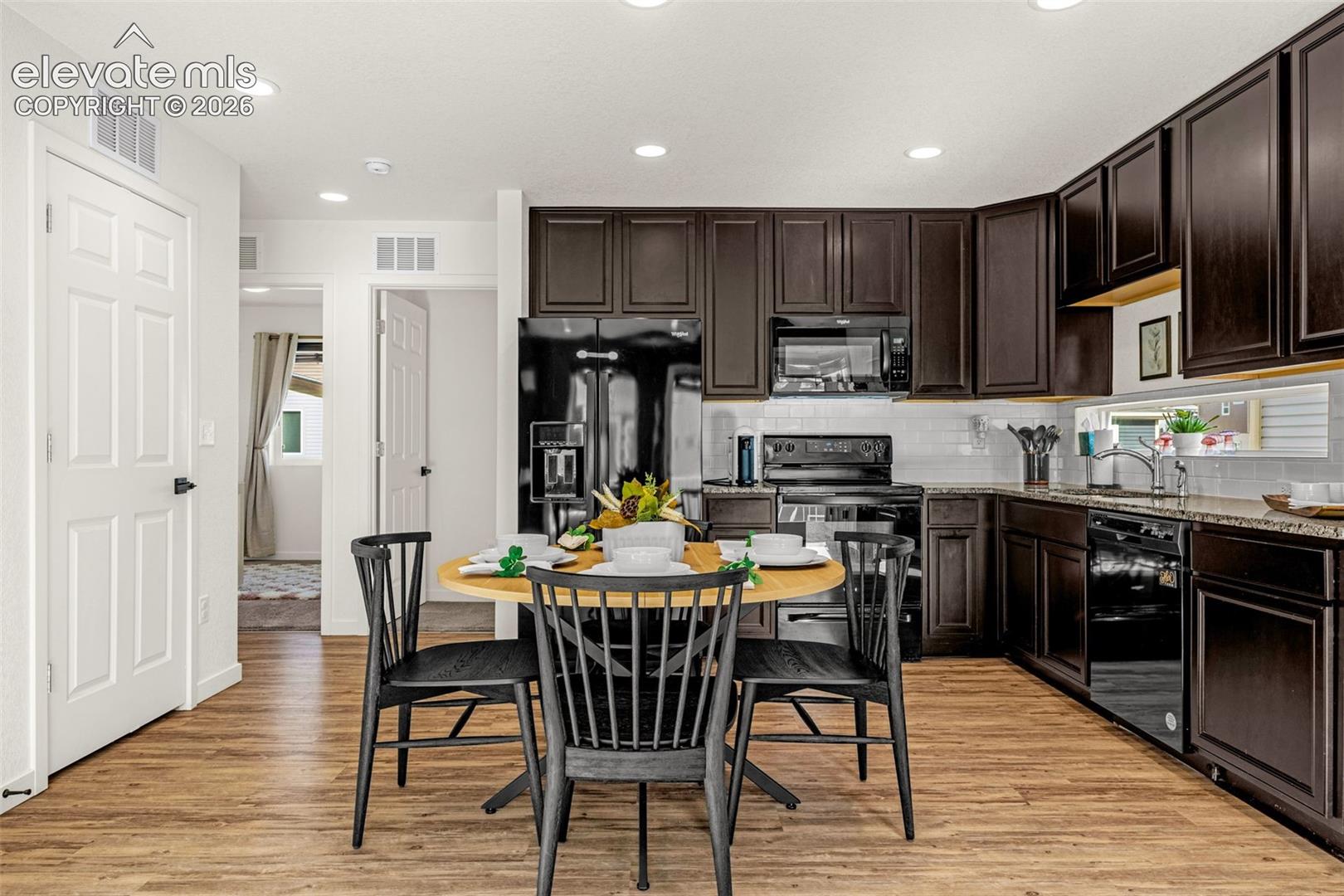 5784 Tramore Court, photo 12