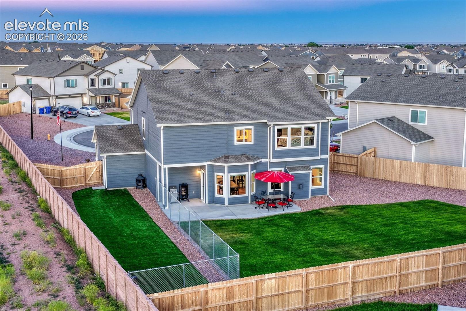 Listing photo 9 for 8268 Sophia Lane