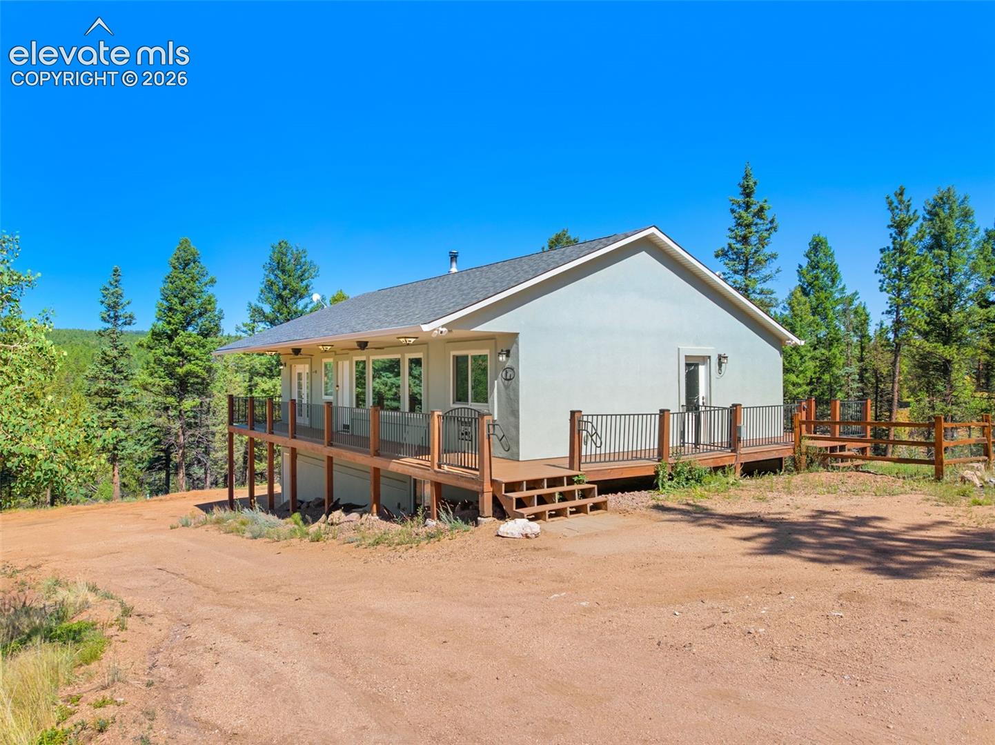 Listing photo 2 for 2775 Pathfinder Road