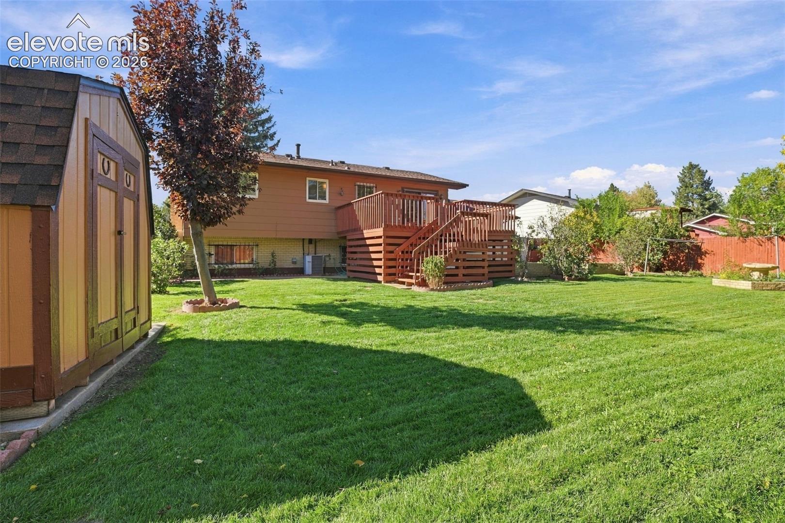 Listing photo 9 for 319 Fairfax Street