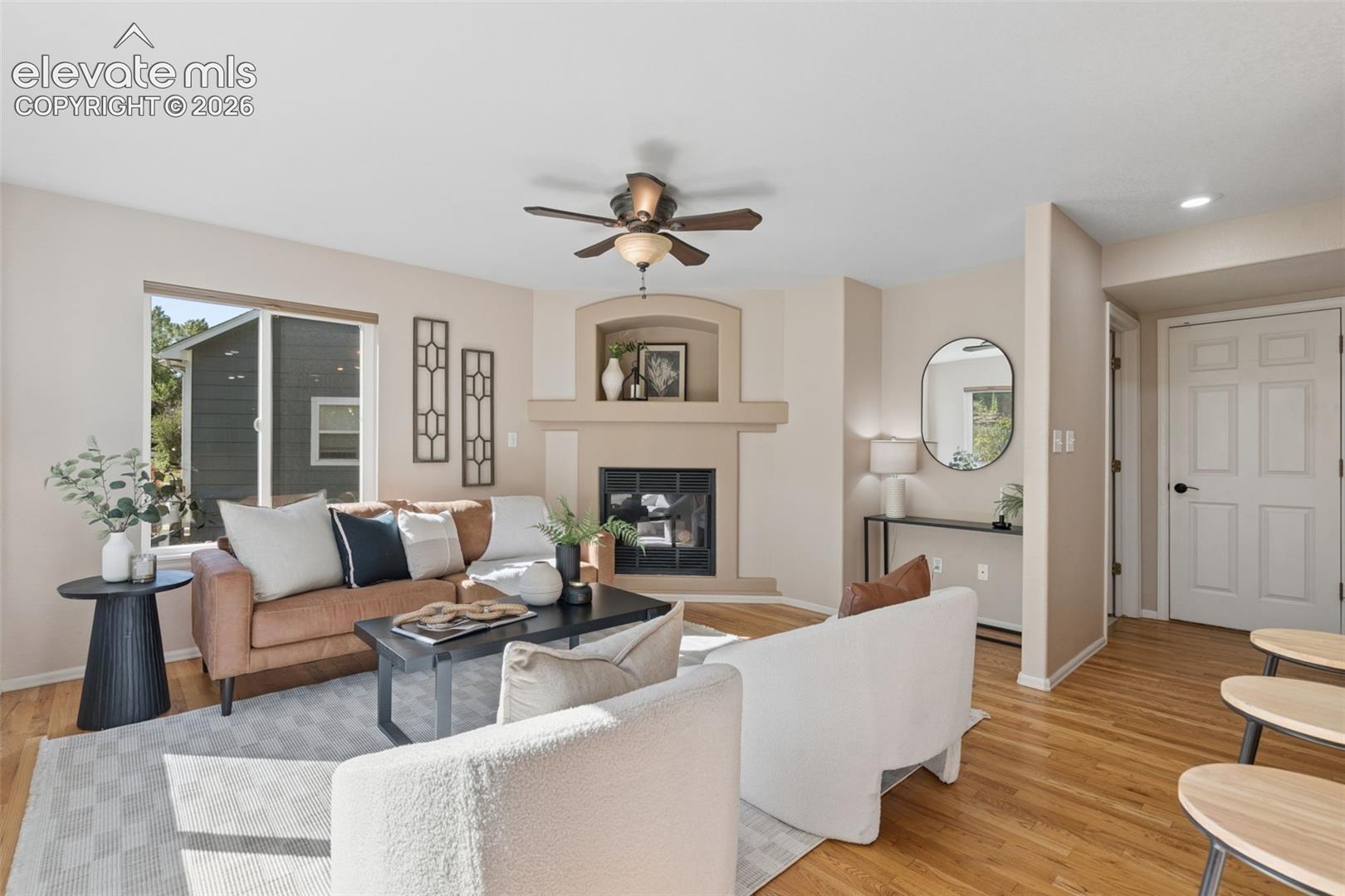 Listing photo 17 for 1272 Dream Lake Court