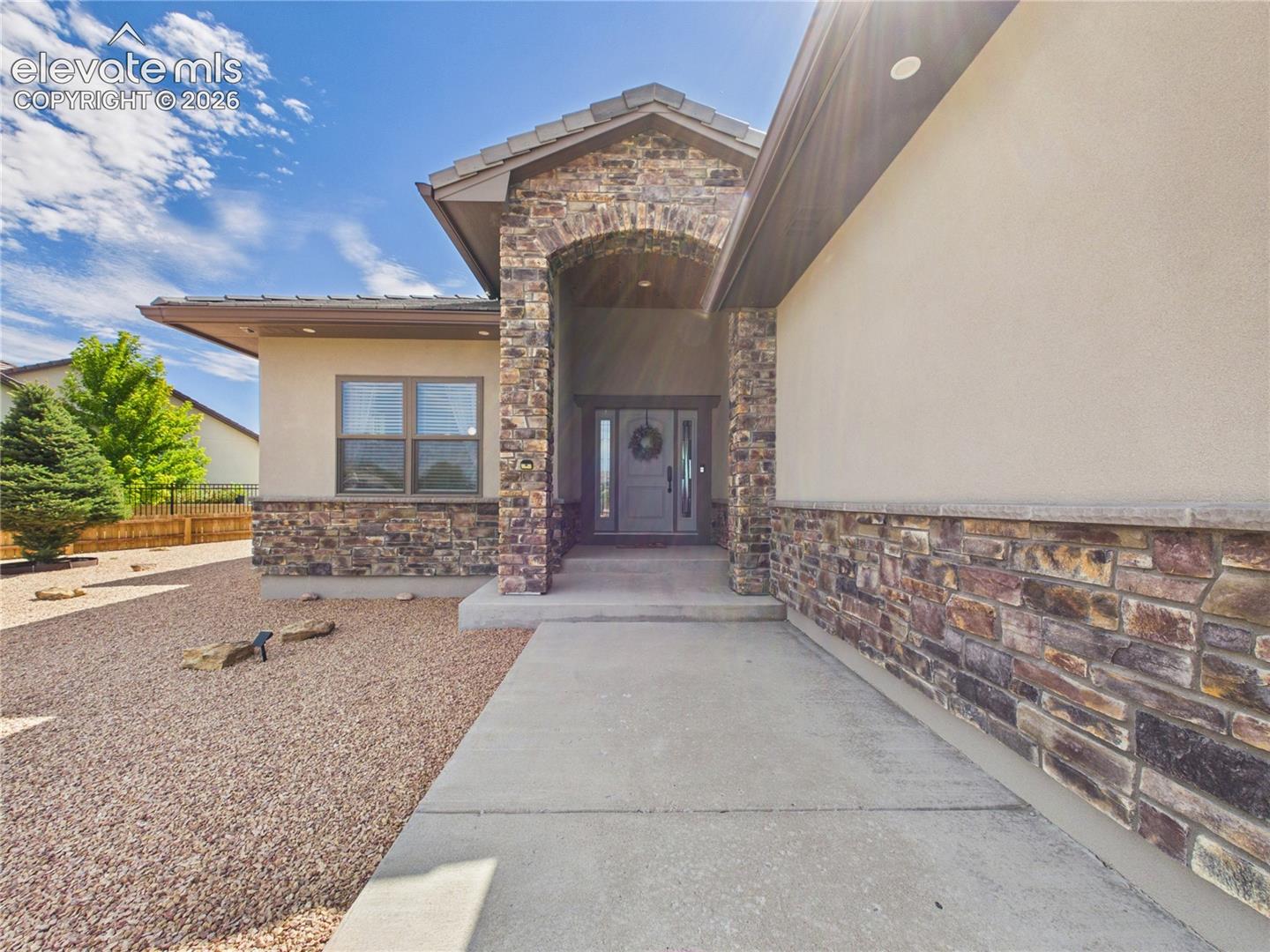 Listing photo 4 for 58 S Villa Del Sol Court