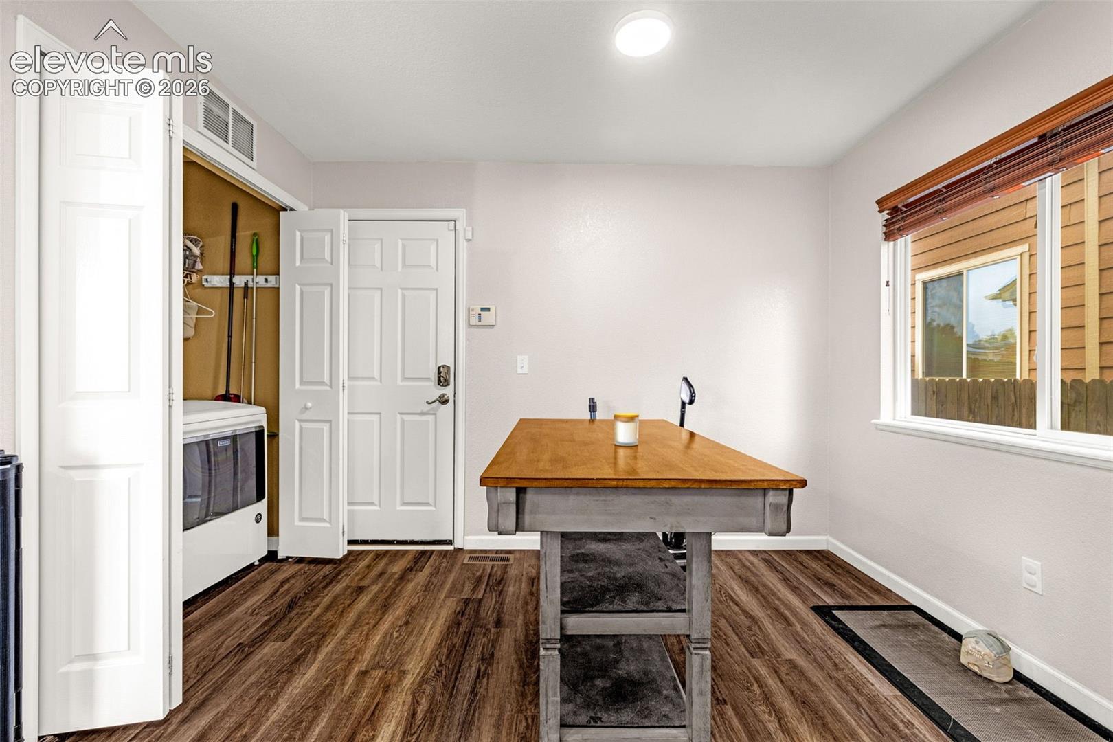 Listing photo 14 for 4835 Turning Leaf Way
