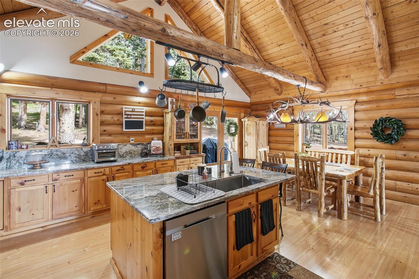 Listing photo 5 for 12458 S Highway 67