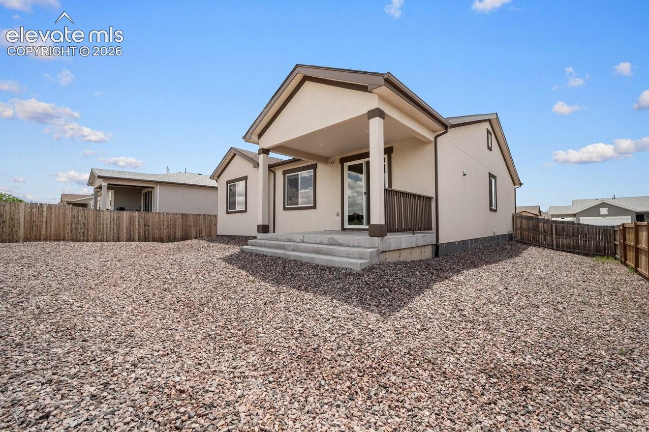 Listing photo 22 for 2209 Sunrise Lane