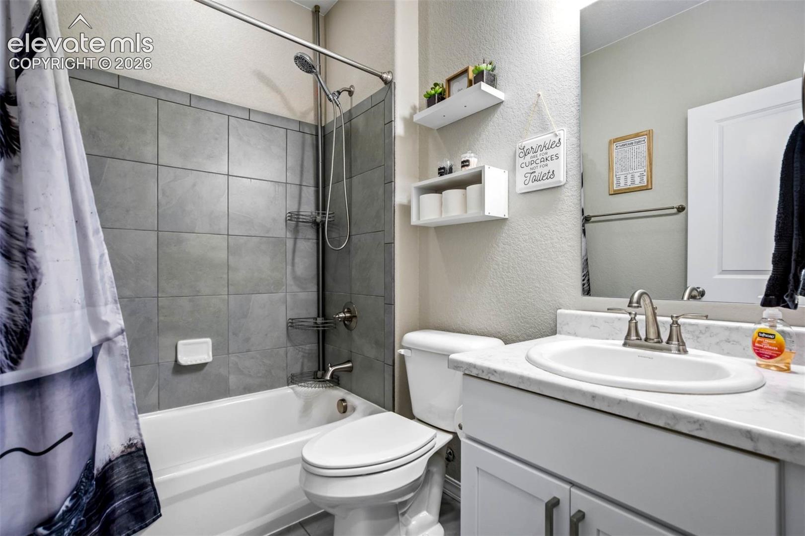 Listing photo 26 for 8747 Bynum Drive
