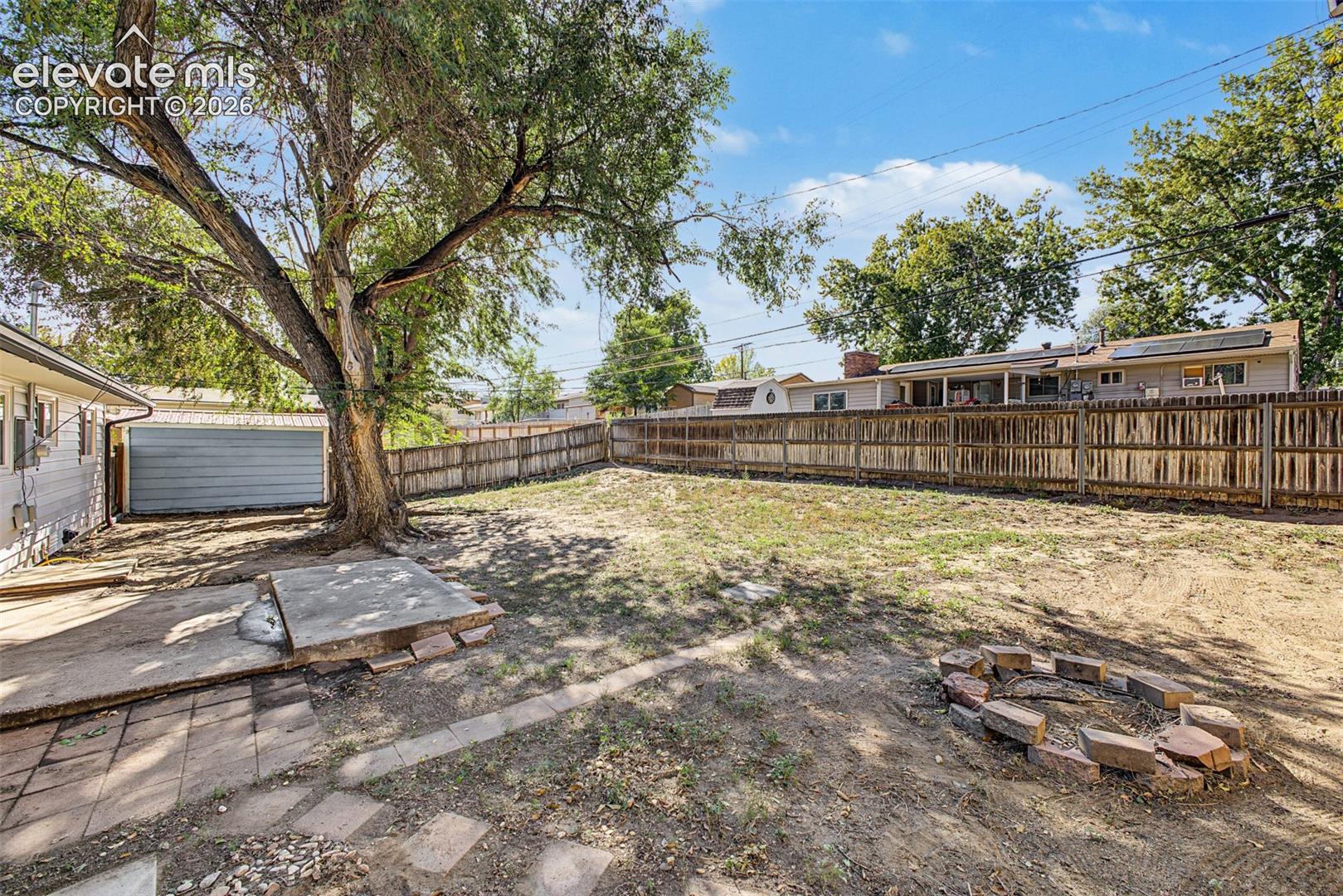Listing photo 28 for 1612 Widefield Drive