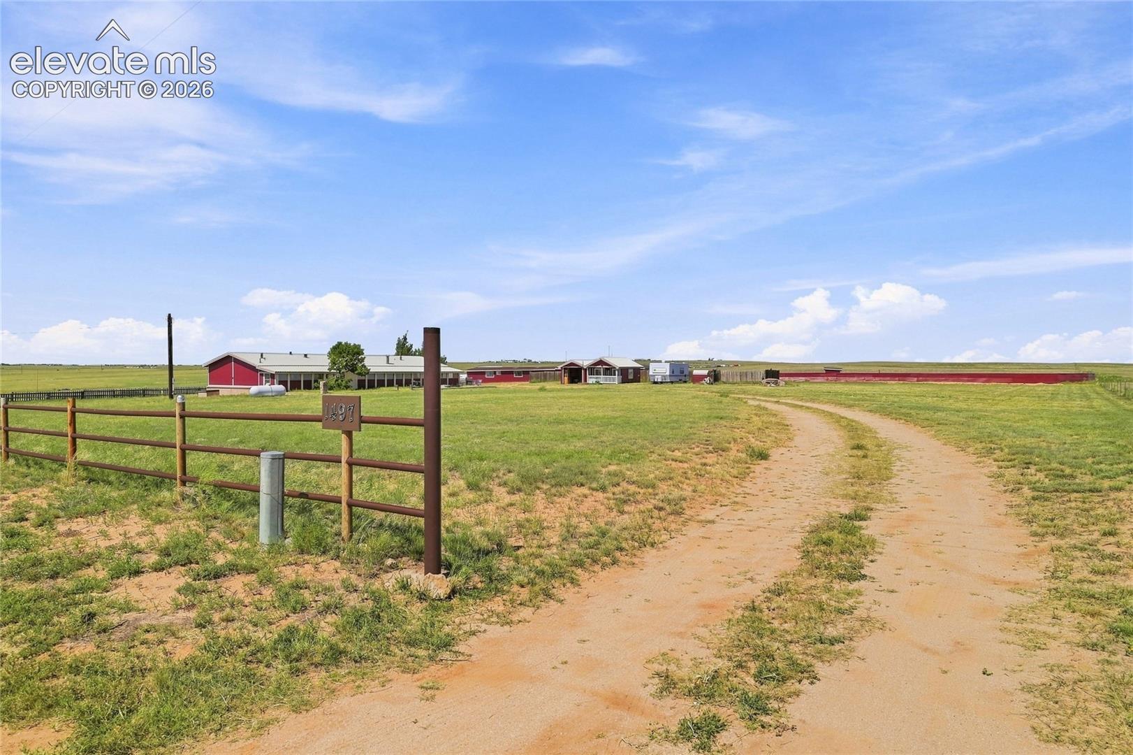 Listing photo 23 for 1497 County Road S
