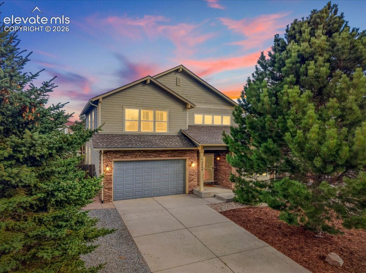 2409 Capital Drive โ listing photo