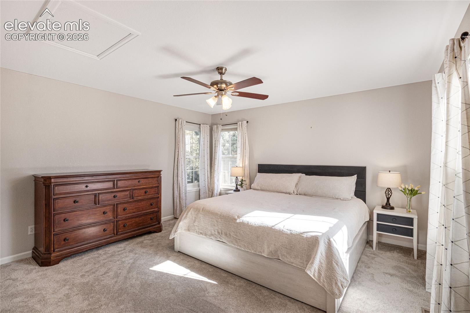 Listing photo 23 for 19905 Riverglen Lane