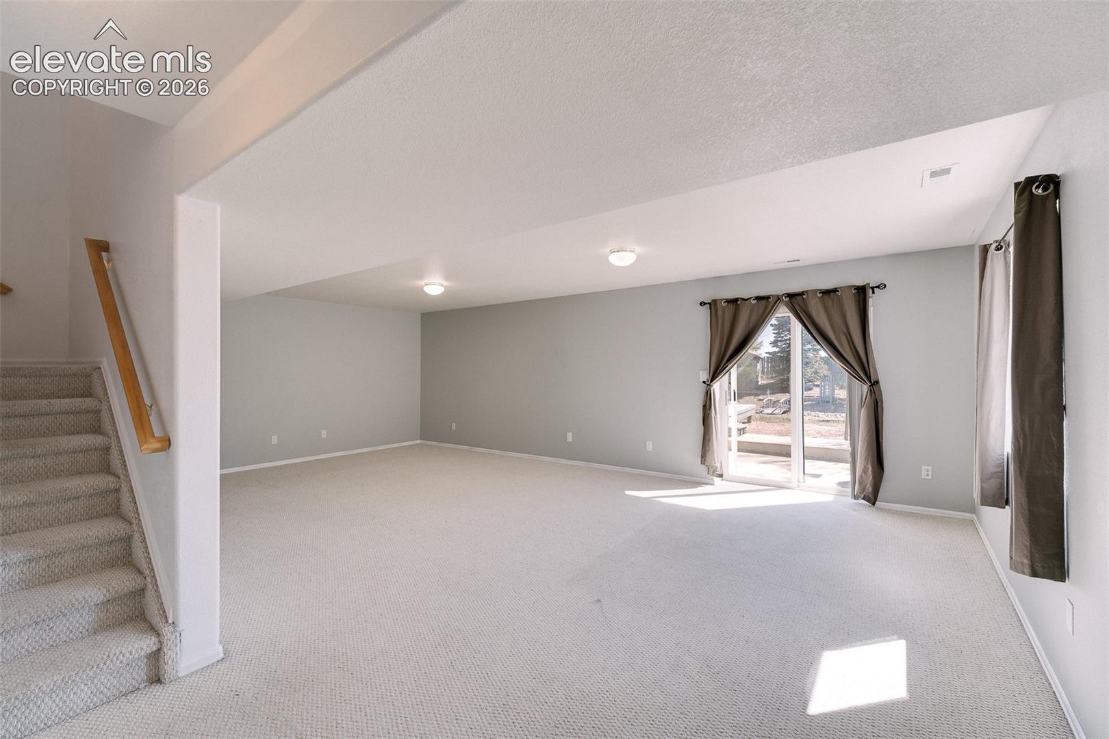 Listing photo 10 for 7869 Fort Smith Road