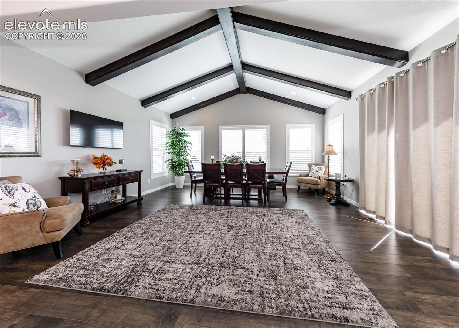 Listing photo 17 for 2363 Merlot Drive