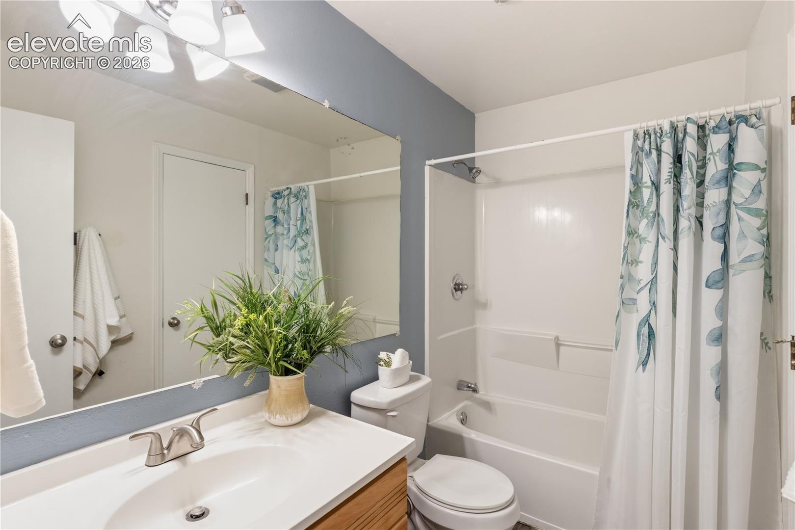 Listing photo 22 for 2360 Washo Circle