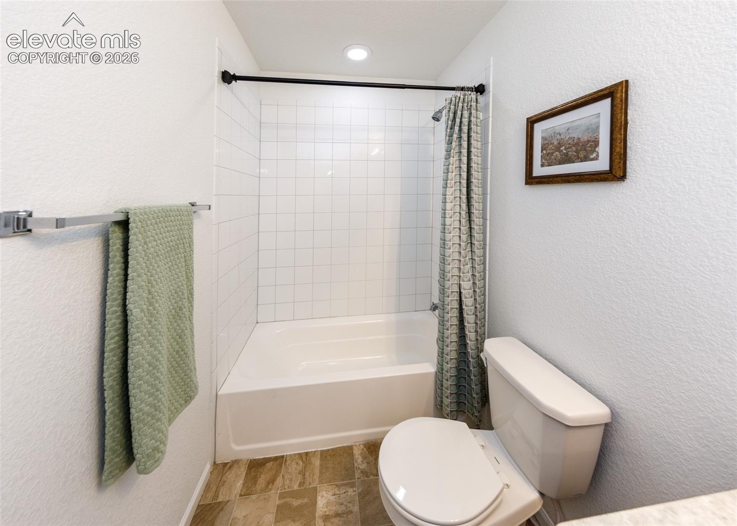 Listing photo 30 for 16462 Mountain Flax Drive