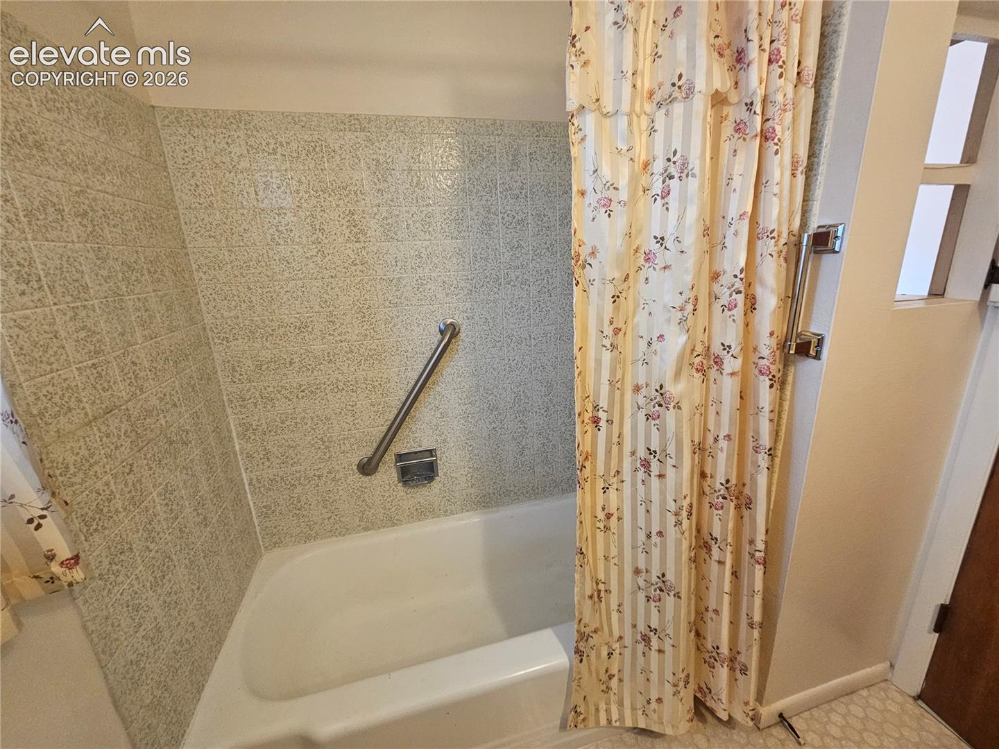 Listing photo 16 for 25 Minden Circle
