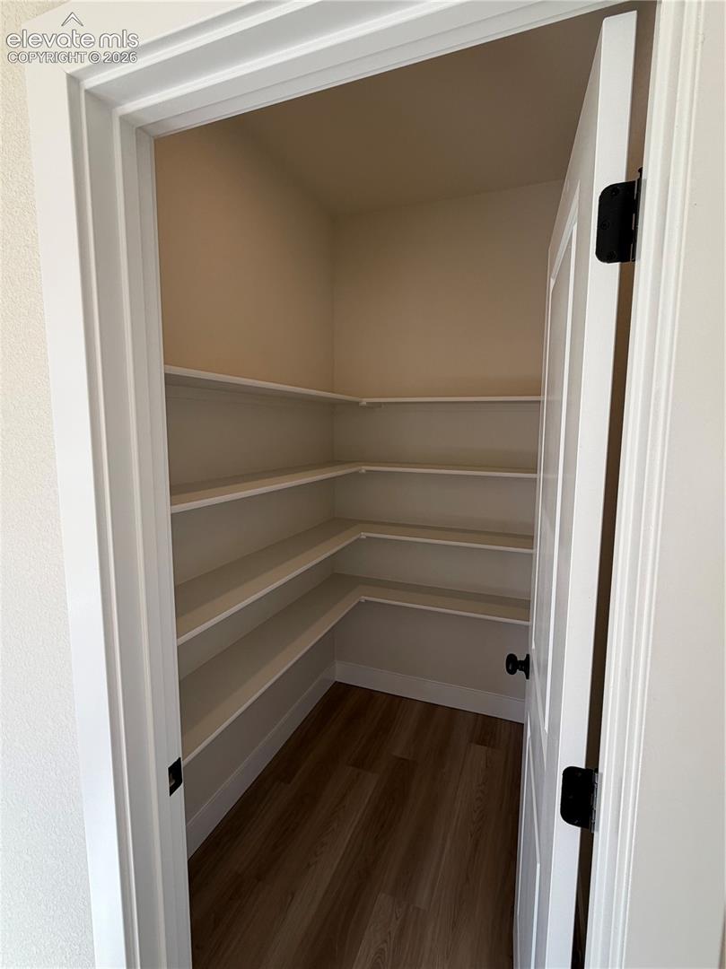 Listing photo 7 for 5148 Somervell Court