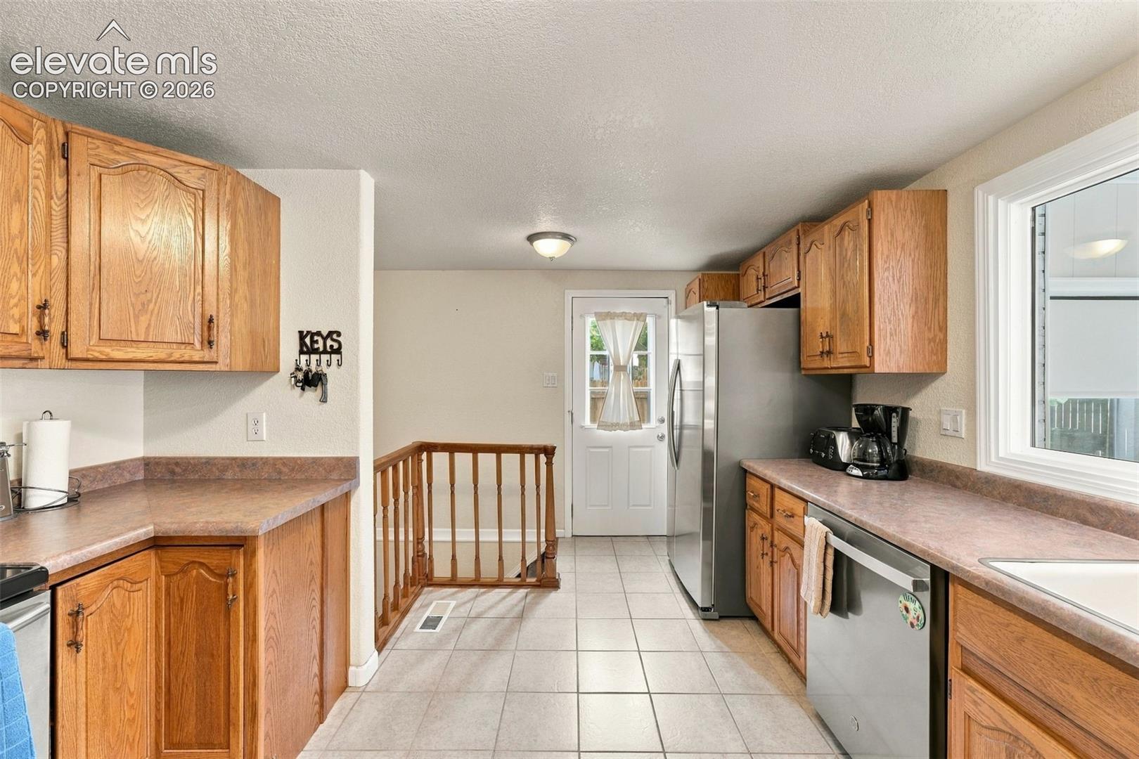 Listing photo 21 for 1734 Comanche Road