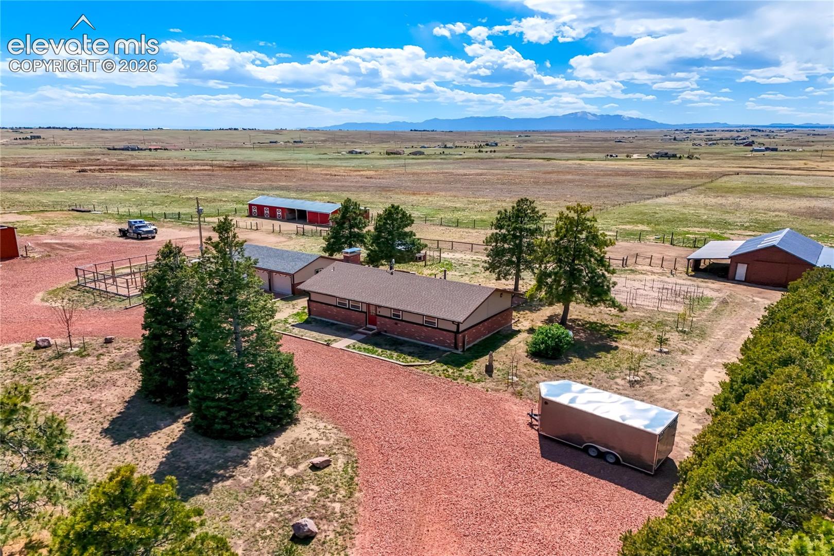 Listing photo 2 for 21295 E Highway 24