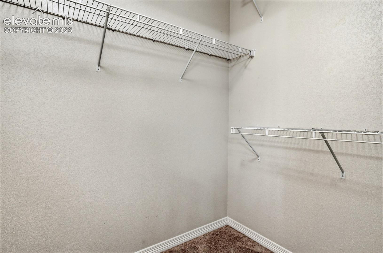 Listing photo 17 for 9437 Beryl Drive