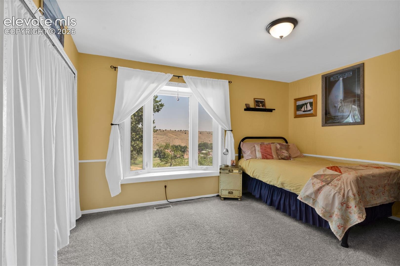 Listing photo 28 for 1004 Ridgeview Place