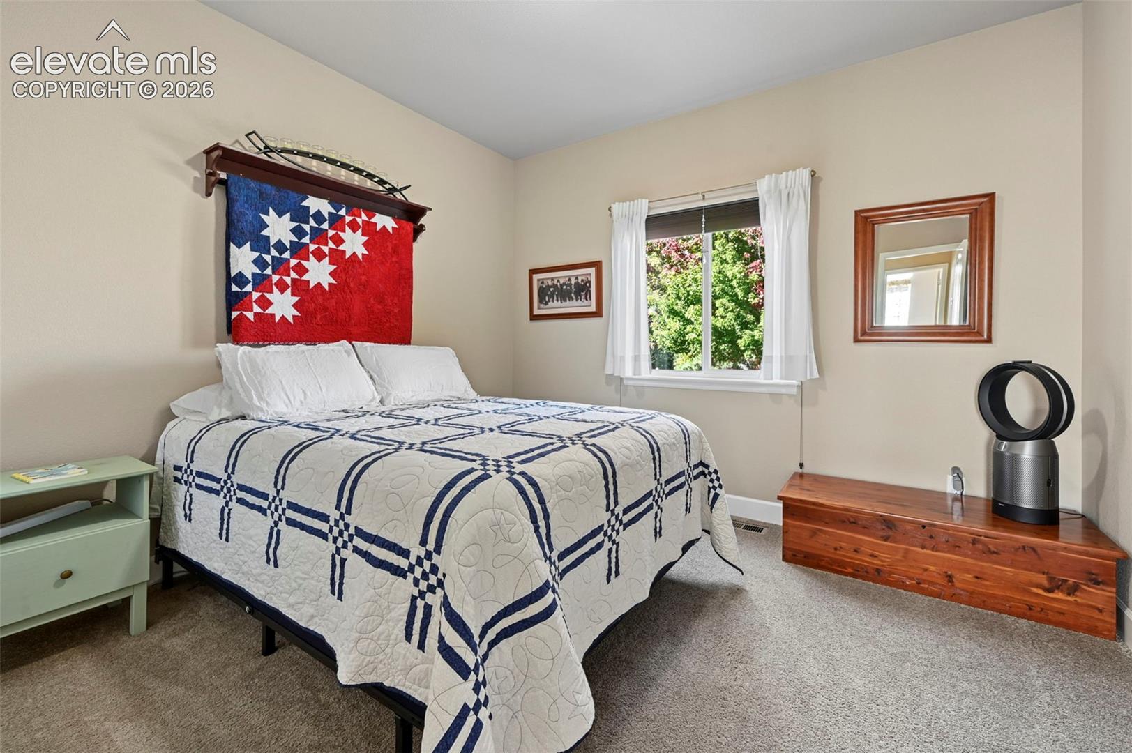 Listing photo 16 for 10484 Mile Post Loop